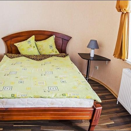 Hotel Cherkassy Cherkasy Bagian luar foto